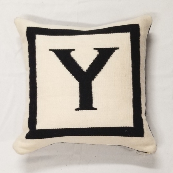 Jonathan Adler Other - Jonathan Adler letter pillow Y